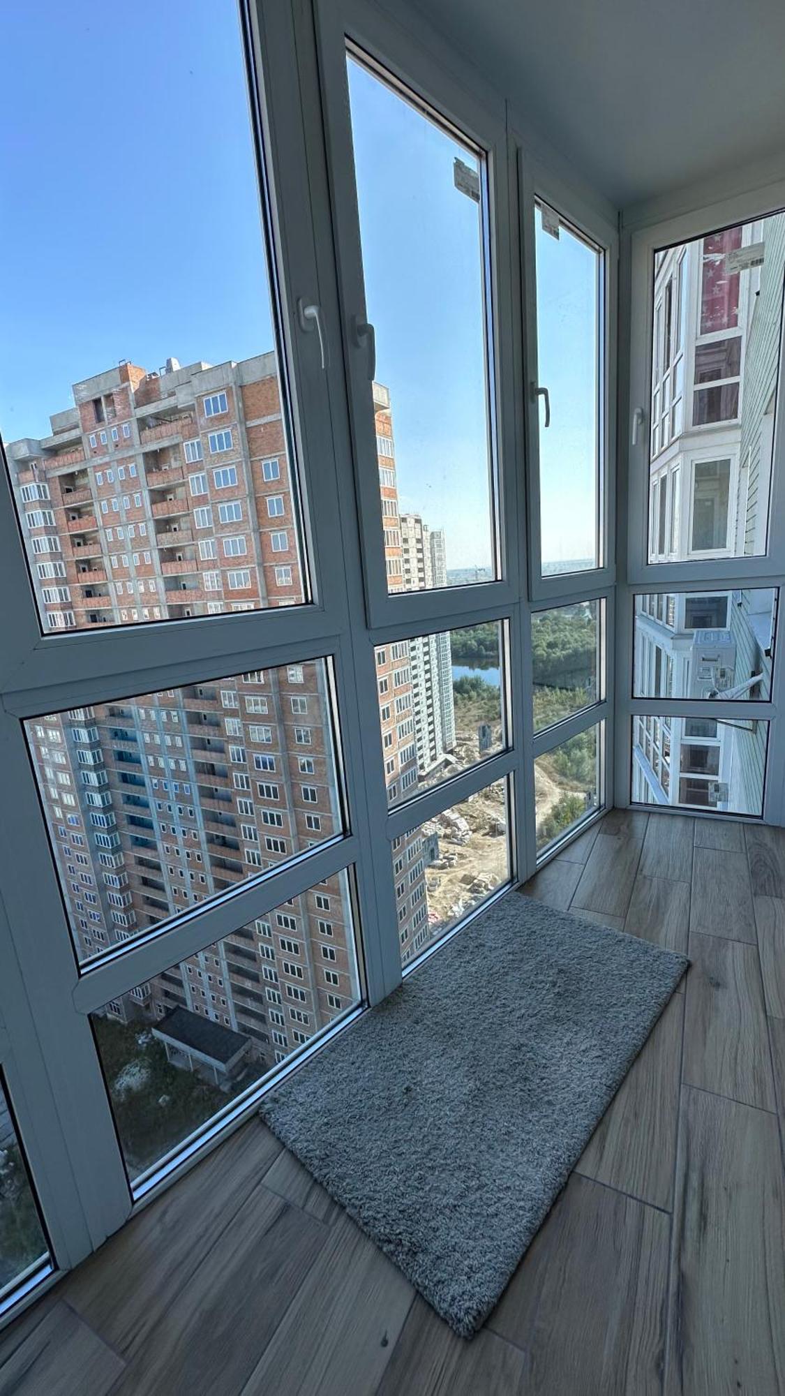 Є Генератор 1Кім Осокорки Вул Бориса Гмирі 20 Жк Патріотика Kiev Exteriör bild